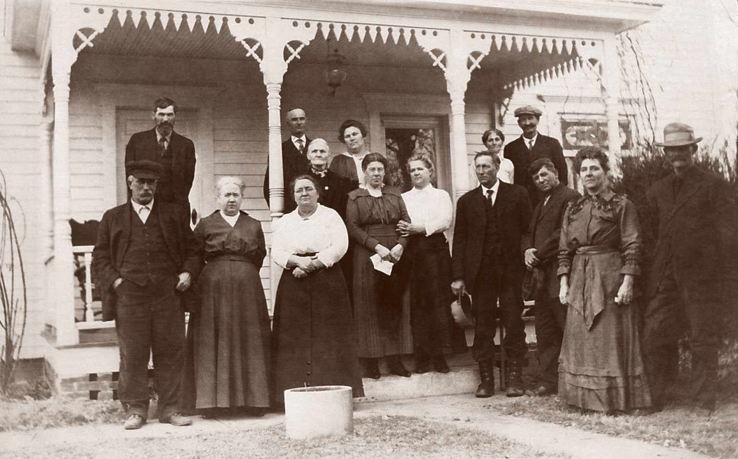 A gathering at Lester Bayley's Rose Hill Farm