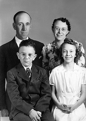 Harold and Louise Dunville Family