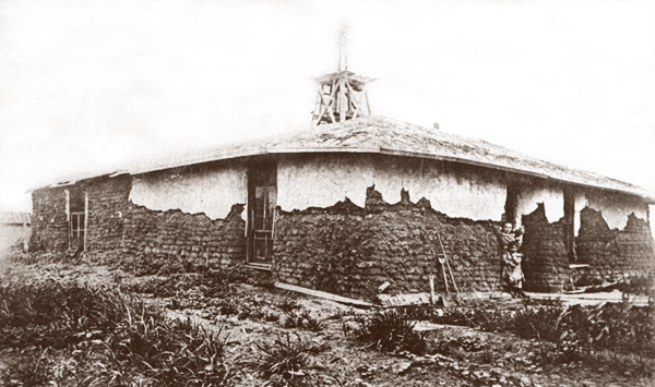 Hogg sod house