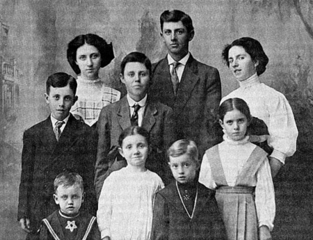 Children of Loyal and Mamie VanDyke