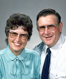 Merle and Della Olson